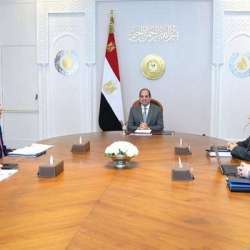 اجتماع السيسي مع المسؤولين