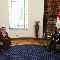 السيسي ووزير الدفاع الكويتي