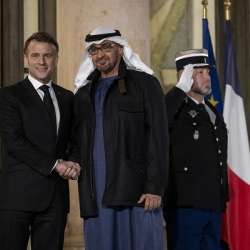 الشيخ محمد بن زايد والرئيس ماكرون