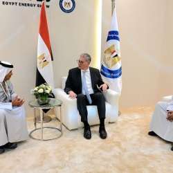 لقاء أحمد بطي المحيربي مع وزير البترول المصري