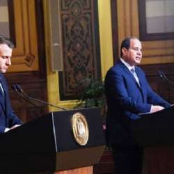 الرئيسان السيسي وماكرون