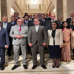 اجتماع وزير المالية مع سفراء آسيا
