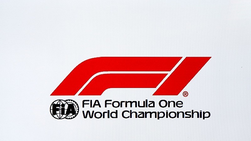 فورمولا 1 تكشف شعارها الرسمي الجديد