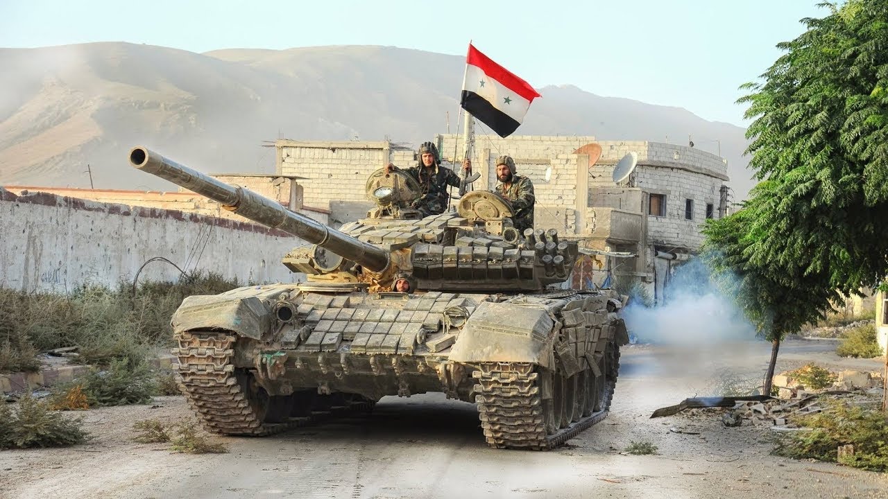 عناصر من  قوات الجيش السوري