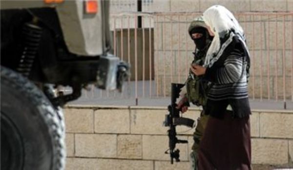 اعتقال الفلسطينية منال التميمي