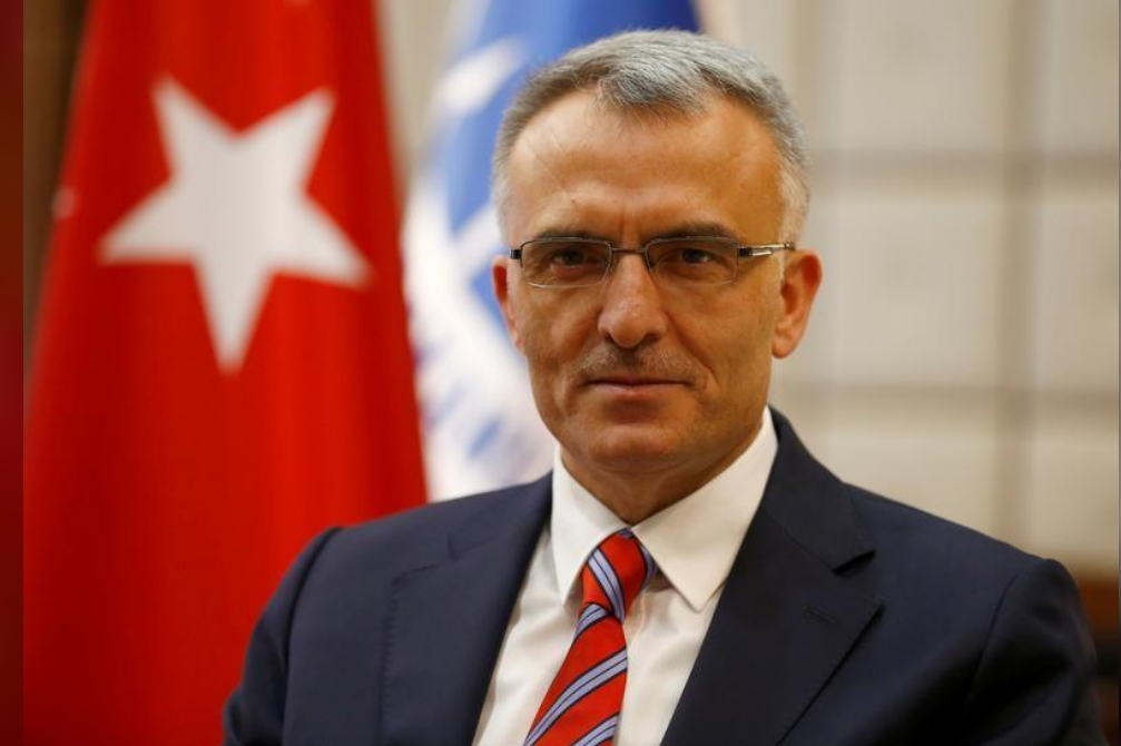 وزير المالية التركي ناجي إقبال