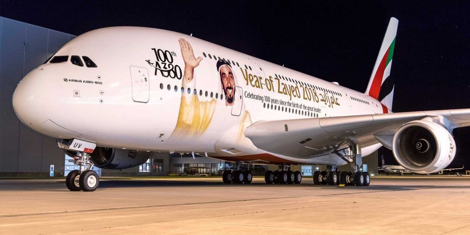 طيران الإمارات تعيد تشغيل 