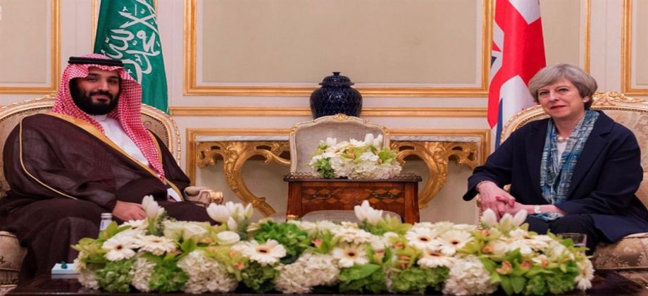  اجتماع بين رئيسة الوزراء البريطانية وولي العهد السعودي الأمير محمد بن سلمان