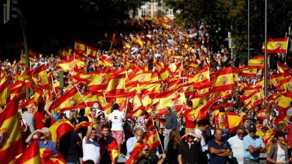 مظاهرات حاشدة بإسبانيا 