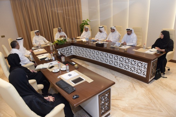 جمارك دبي تبحث تعزيز التعاون مع مؤسسة 