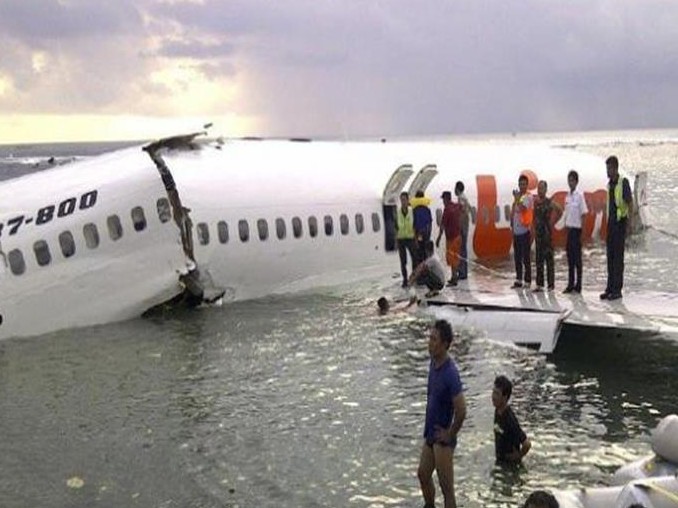 وفاة غواص إندونيسي أثناء البحث عن ضحايا الطائرة المنكوبة