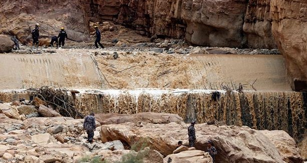 ارتفاع جديد لحصيلة ضحايا السيول في الأردن