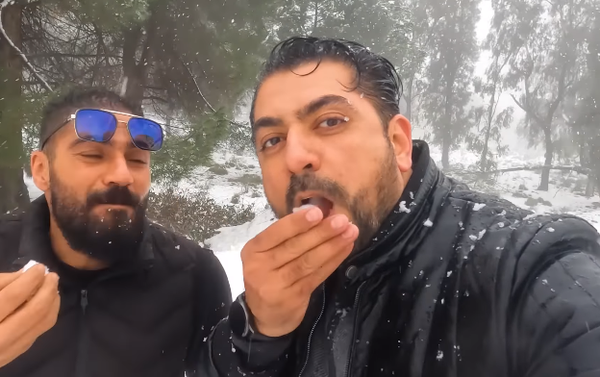 المصريين مع الثلوج