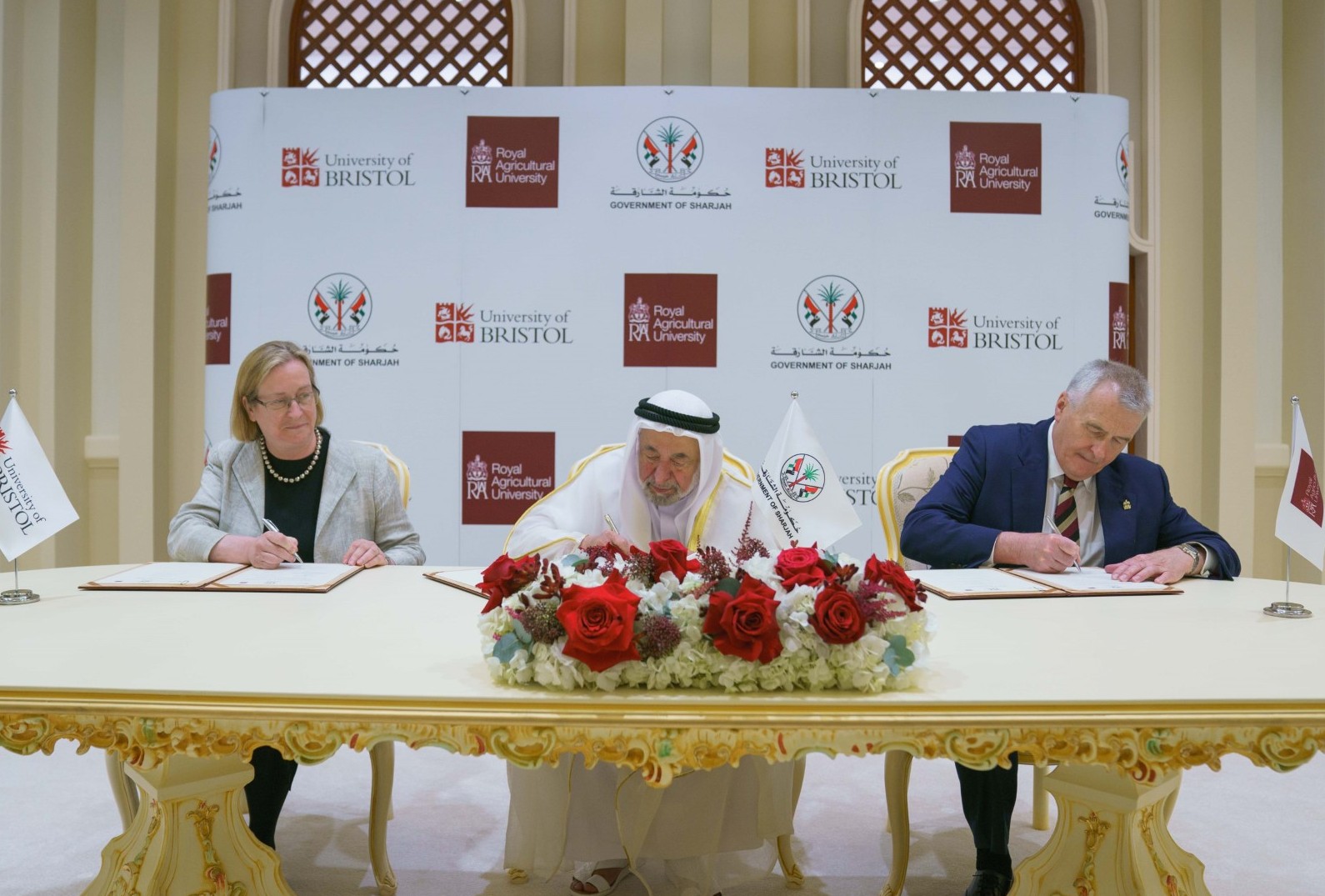 Sharjah Ruler signs MoU
