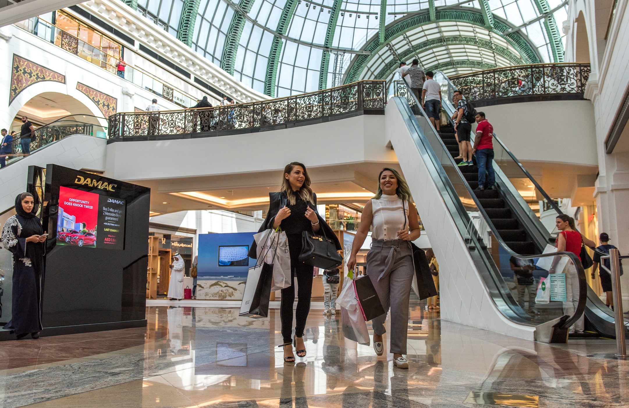 التسوق في دبي
