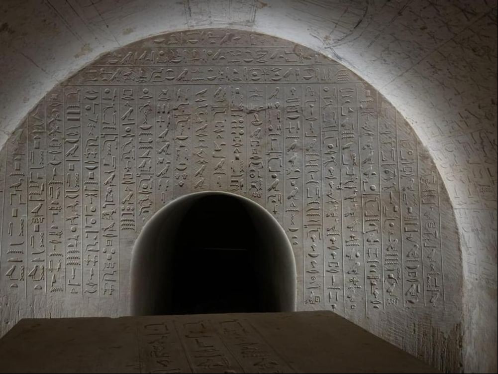 الكشف عن مقبرة ملكية يعود تاريخها لمنتصف الألفية الأولى قبل الميلاد