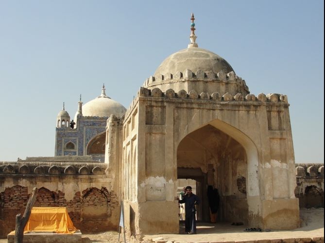 Portal to the Tomb of Mian Noor Muhammad