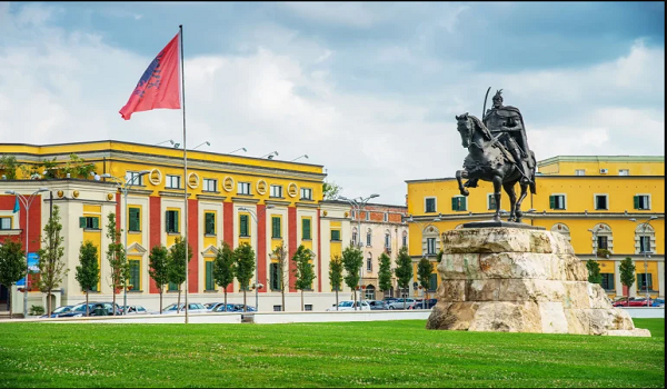 Skanderbeg Square