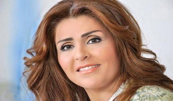 الفنانة هناء نصور