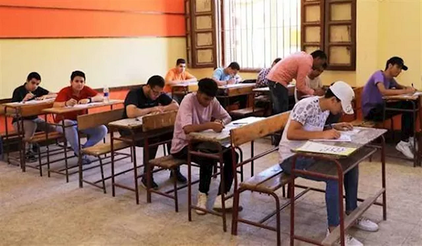 طلاب الثانوية العامة الناجحين