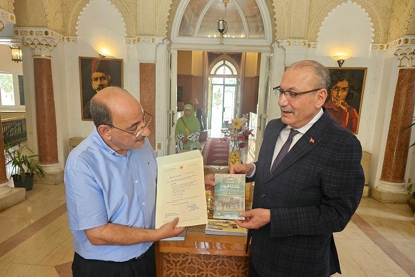 مكتبة القاهرة الكبرى