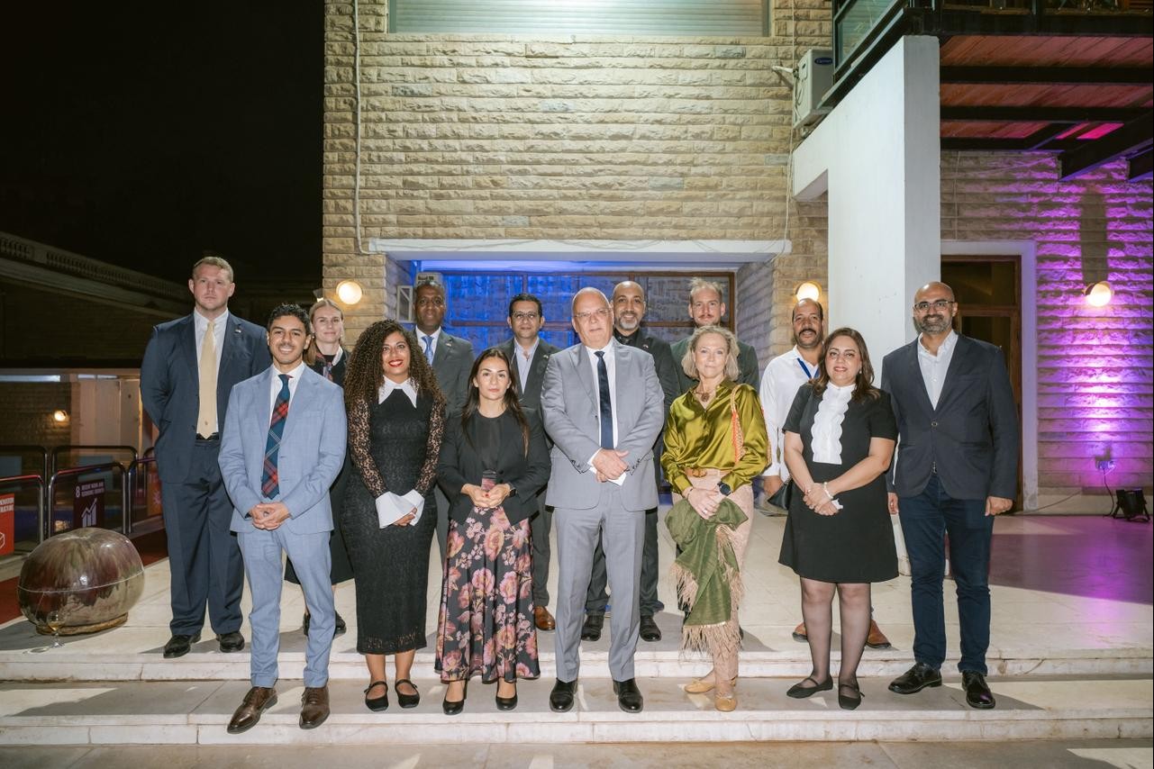 وزيرة الثقافه السويدية في حفل استقبال ثقافي ومعرض للصور الفوتوغرافية