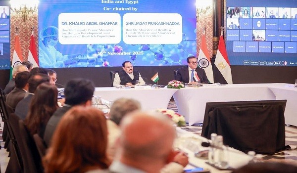 وزيرا الصحة المصري والهندي