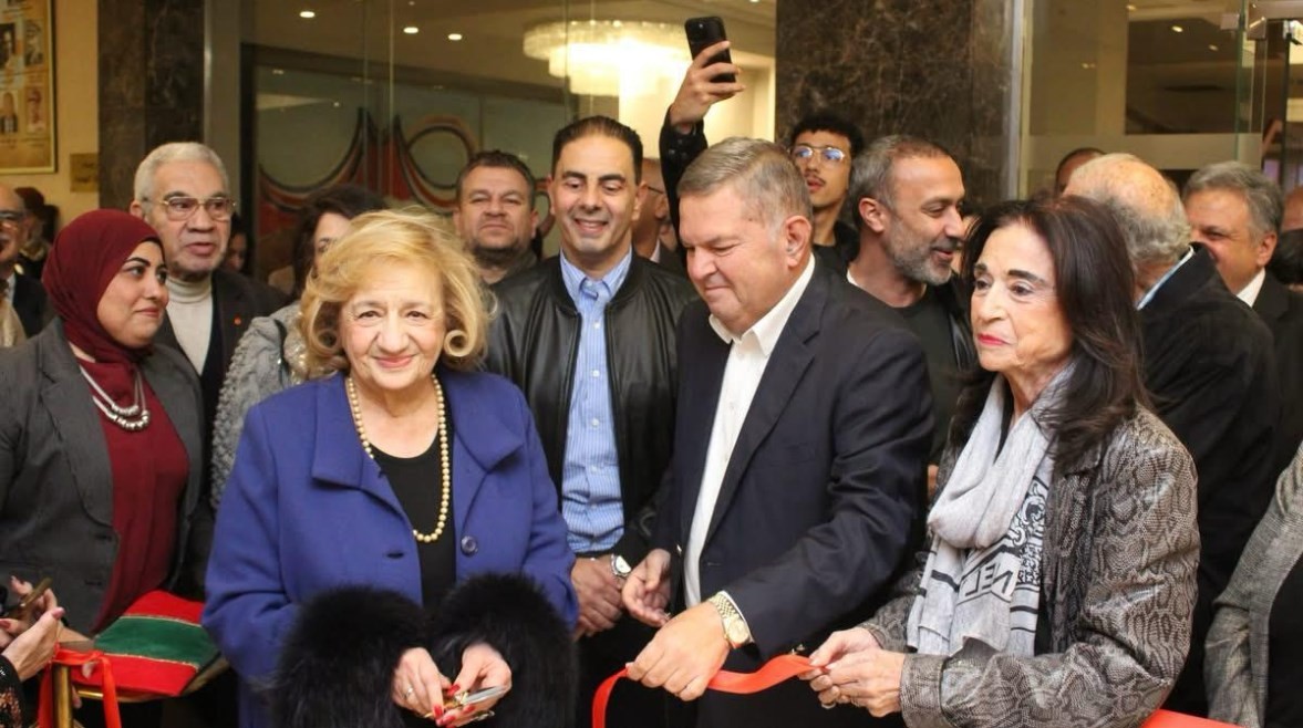 الصحفية سناء البيسي