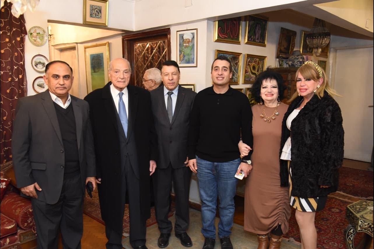 العدالة الدولية في صالون ريتا بدر الدين الثقافي