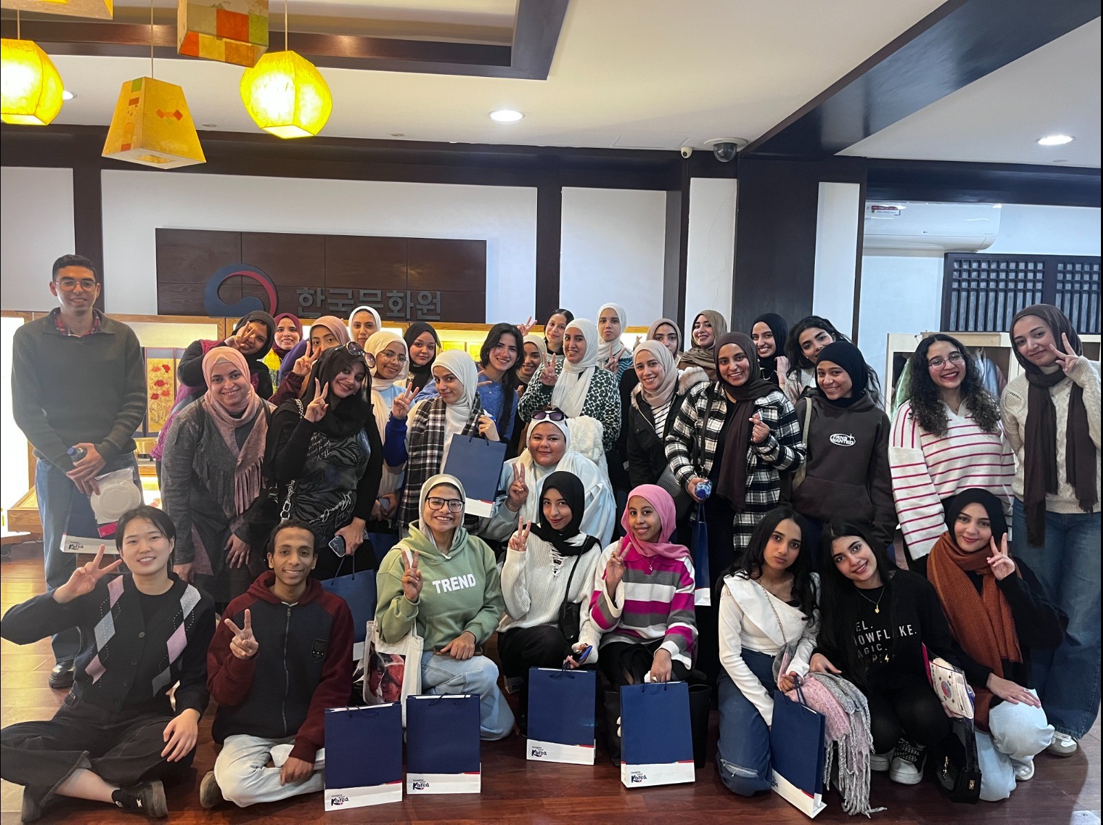  النسخة الأولي من 