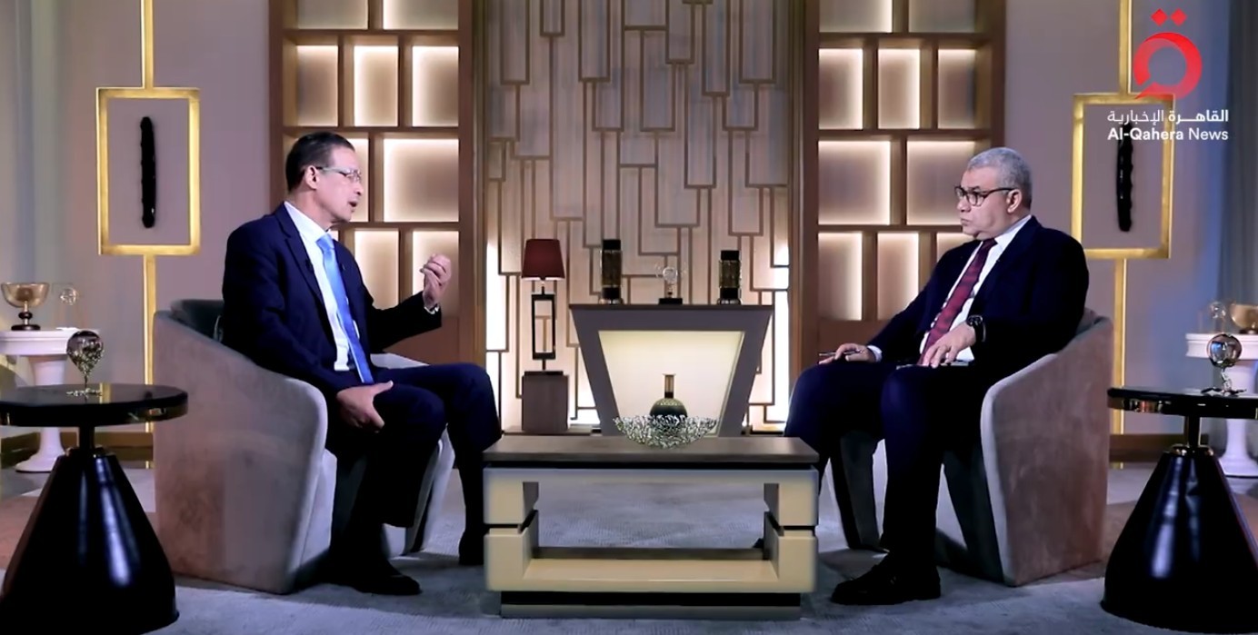 لقاء السفير عاطف سالم