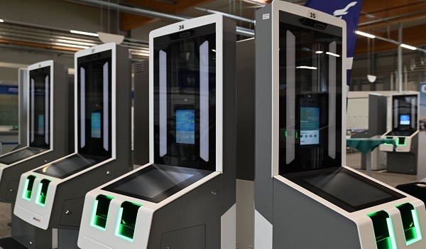 نظام الدخول والخروج