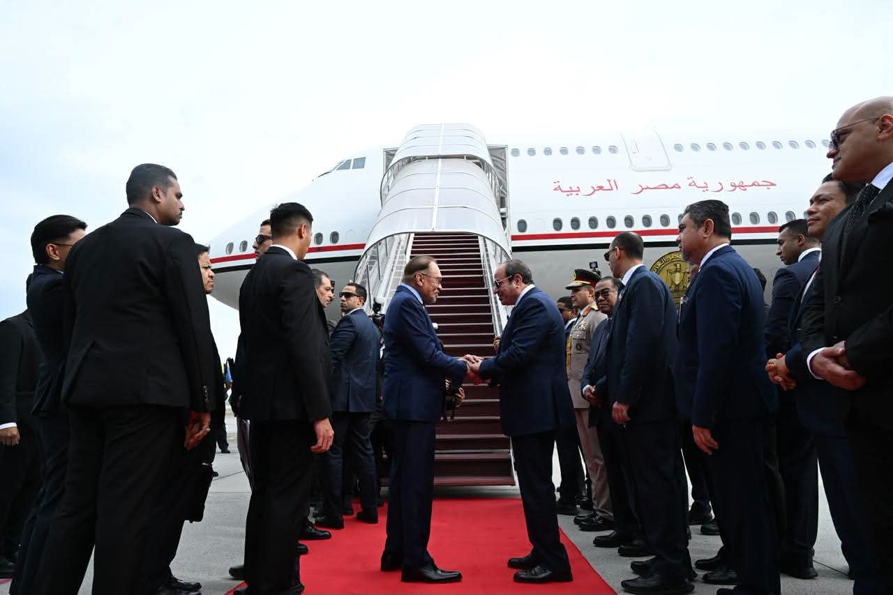 السيسي ورئيس وزراء ماليزيا
