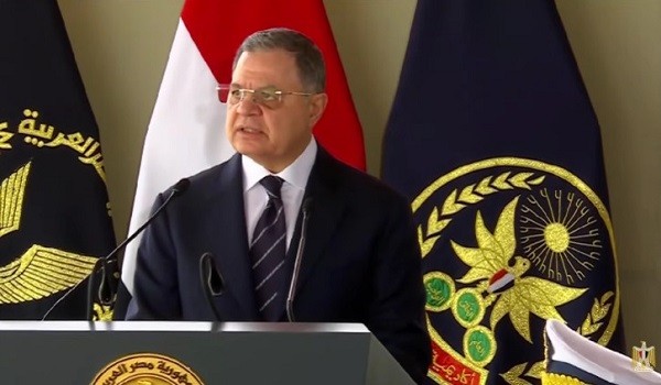 اللواء محمود توفيق وزير الداخلية المصري