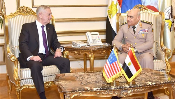 وزير الدفاع الأمريكي يؤكد موقف بلاده الداعم لمصر  