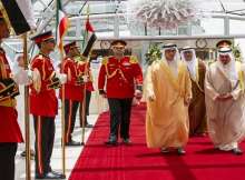 وصول الشيخ منصور بن زايد للكويت