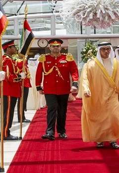 وصول الشيخ منصور بن زايد للكويت