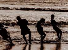 Drowning Souls Strive for Survival