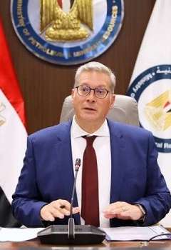 الوزير المهندس كريم بدوي