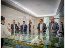 Abdulla Al Hamed visits Huawei
