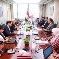 لقاء وزير الصحة ومستشار رئيس كولومبيا