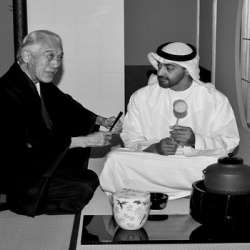 الرئيس الإماراتي وسين جنشيتسو