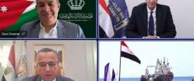 إنزال الكابل البحري في طابا