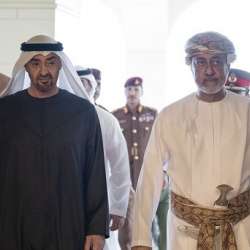 سلطان عمان ورئيس الإمارات