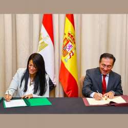 Egypt, Spain sign