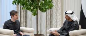 الرئيس محمد بن زايد وسام ألتمان