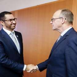 مستشار ألمانيا والوزير الإماراتي