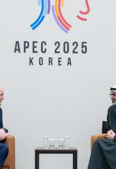 ولي عهد أبوظبي ورئيس وزراء نيوزيلندا