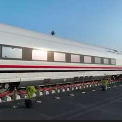 بدء التشغيل التجريبي للقطار الكهربائي السريع