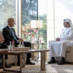 Maktoum bin Mohammed meets with CEO of SWIFT